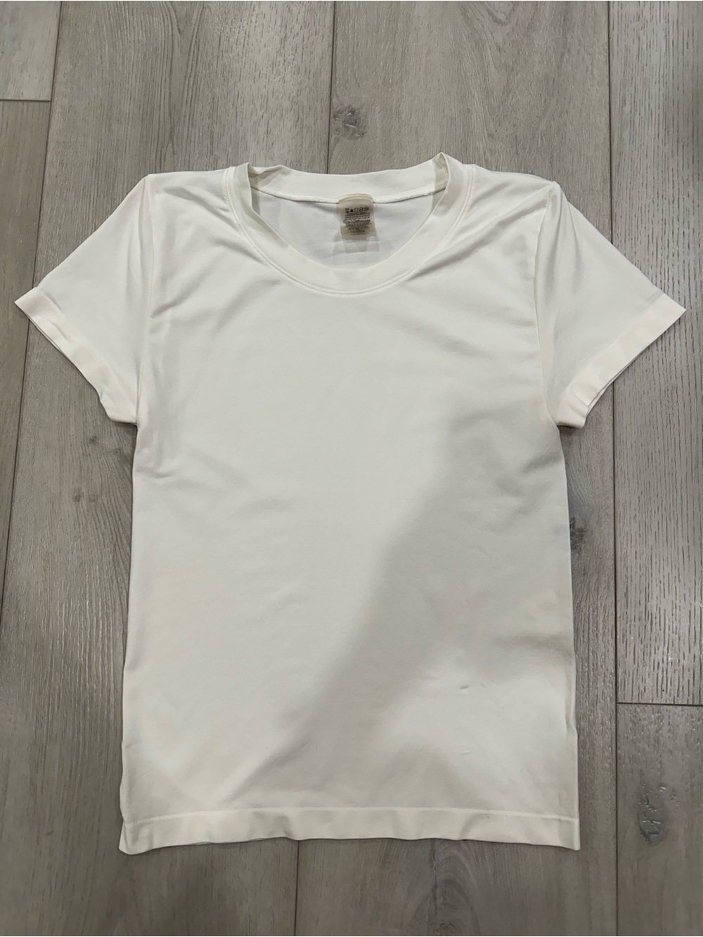 Sunday Best Aritzia SinchSeamless White Fitted Tee Top S